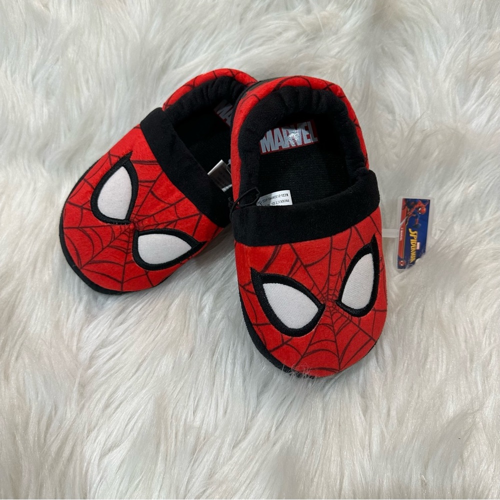 Boy’s Spider-Man Slippers